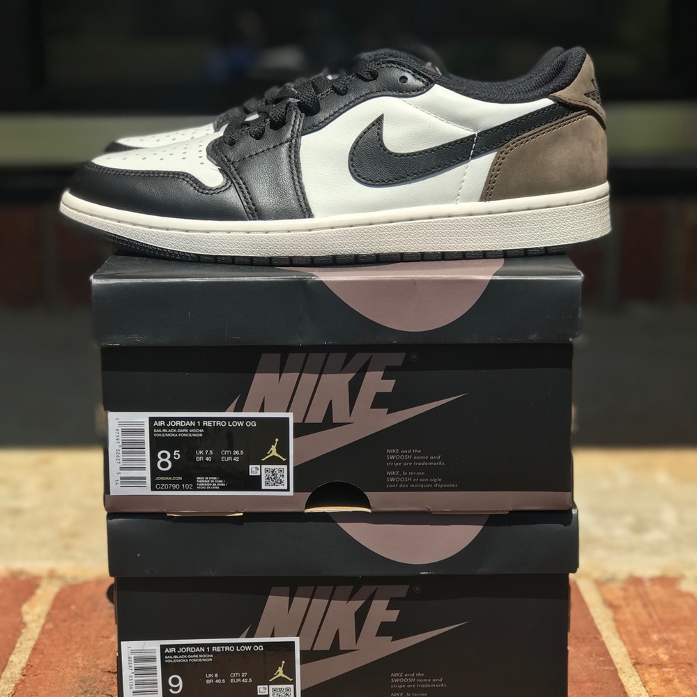 Air Jordan Retro 1 OG Low Mocha 
Size 8.5 & 9 - Picture 2 of 8